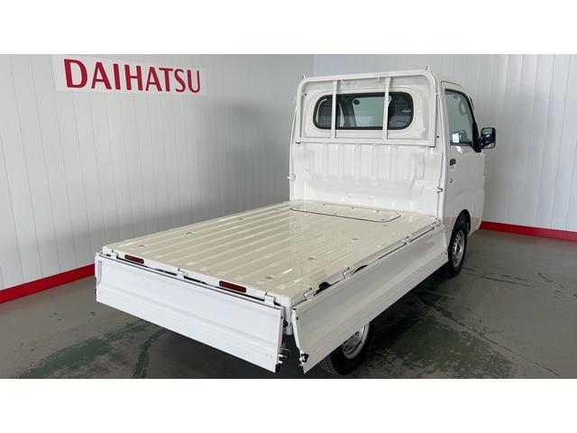 ハイゼットトラックスタンダード　４ＷＤ５速マニュアル　アイドリングストップ　エアコン　パワステ　ＡＭ／ＦＭラジオ　衝突被害軽減システム（茨城県）の中古車