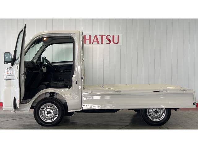 ハイゼットトラックスタンダード　４ＷＤ５速マニュアル　アイドリングストップ　エアコン　パワステ　ＡＭ／ＦＭラジオ　衝突被害軽減システム（茨城県）の中古車