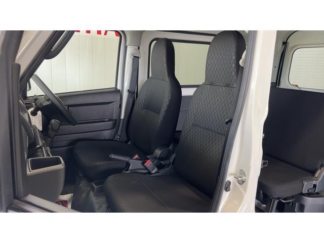 ハイゼットカーゴデラックスアイドリングストップ　キーレスエントリー　ＣＶＴ　エアコン　パワステ　運転席＆助手席パワーウインドウ　ＡＭ／ＦＭラジオ　衝突被害軽減システム（茨城県）の中古車