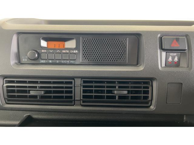 ハイゼットカーゴデラックスアイドリングストップ　キーレスエントリー　ＣＶＴ　エアコン　パワステ　運転席＆助手席パワーウインドウ　ＡＭ／ＦＭラジオ　衝突被害軽減システム（茨城県）の中古車