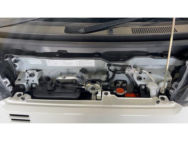 ハイゼットカーゴデラックスアイドリングストップ　キーレスエントリー　ＣＶＴ　エアコン　パワステ　運転席＆助手席パワーウインドウ　ＡＭ／ＦＭラジオ　衝突被害軽減システム（茨城県）の中古車