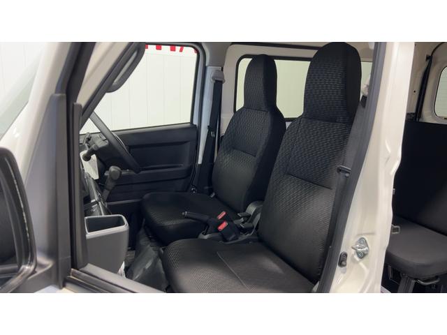 ハイゼットカーゴデラックスアイドリングストップ　キーレスエントリー　ＣＶＴ　エアコン　パワステ　運転席＆助手席パワーウインドウ　ＡＭ／ＦＭラジオ　衝突被害軽減システム（茨城県）の中古車