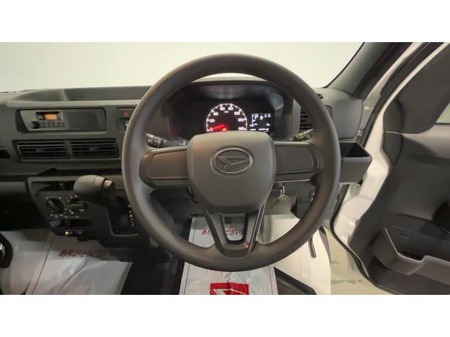 ハイゼットカーゴデラックスアイドリングストップ　キーレスエントリー　ＣＶＴ　エアコン　パワステ　運転席＆助手席パワーウインドウ　ＡＭ／ＦＭラジオ　衝突被害軽減システム（茨城県）の中古車