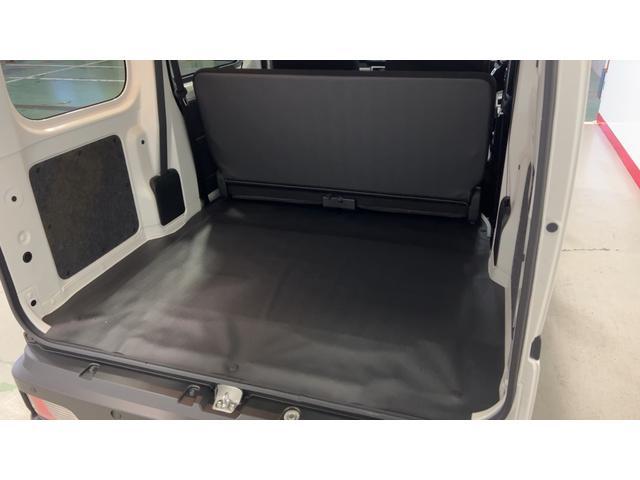 ハイゼットカーゴデラックスアイドリングストップ　キーレスエントリー　ＣＶＴ　エアコン　パワステ　運転席＆助手席パワーウインドウ　ＡＭ／ＦＭラジオ　衝突被害軽減システム（茨城県）の中古車