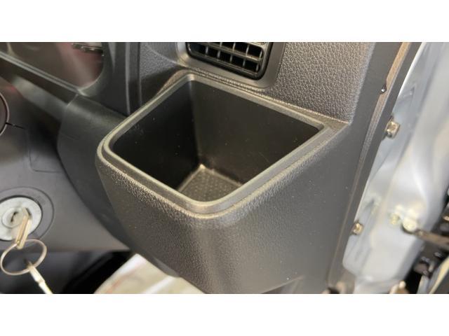 ハイゼットトラックスタンダード　４ＷＤＣＶＴ　アイドリングストップ　エアコン　パワステ　ＡＭ／ＦＭラジオ　衝突被害軽減システム（茨城県）の中古車
