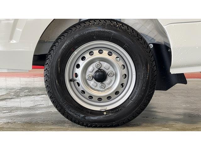 ハイゼットトラックスタンダード　４ＷＤＣＶＴ　アイドリングストップ　エアコン　パワステ　ＡＭ／ＦＭラジオ　衝突被害軽減システム（茨城県）の中古車