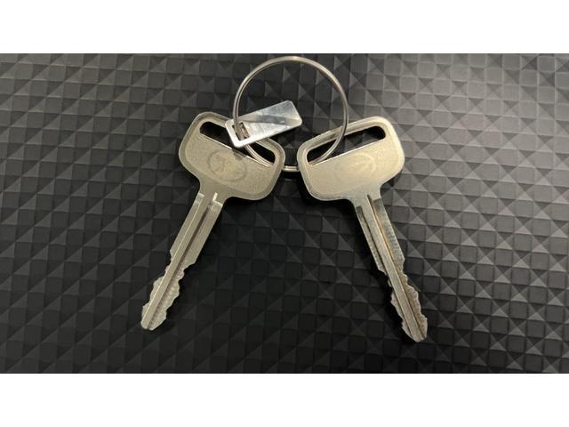 ハイゼットトラックスタンダード　４ＷＤＣＶＴ　エアコン　パワステ　ＡＭ／ＦＭラジオ　アイドリングストップ　衝突被害軽減システム（茨城県）の中古車