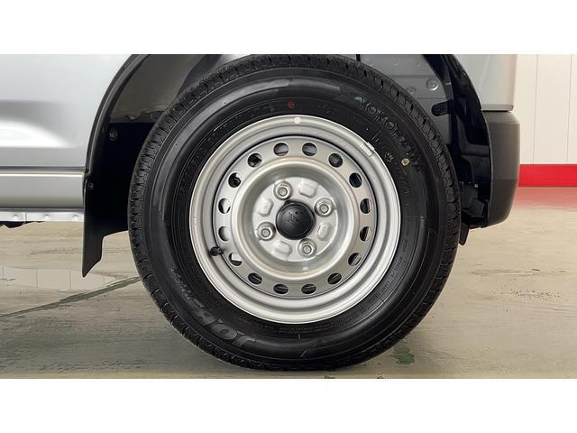 ハイゼットカーゴデラックスキーレスエントリー　アイドリングストップ　ＣＶＴ　エアコン　パワステ　運転席＆助手席パワーウインドウ　ＡＭ／ＦＭラジオ　衝突被害軽減システム（茨城県）の中古車