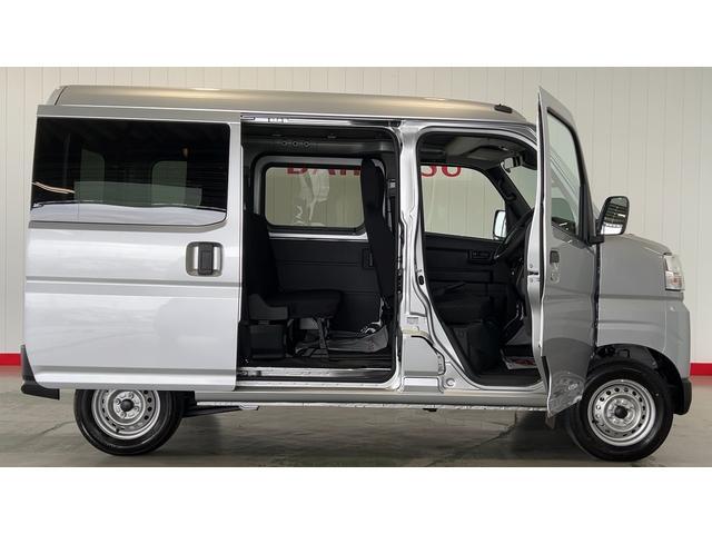 ハイゼットカーゴデラックスキーレスエントリー　アイドリングストップ　ＣＶＴ　エアコン　パワステ　運転席＆助手席パワーウインドウ　ＡＭ／ＦＭラジオ　衝突被害軽減システム（茨城県）の中古車