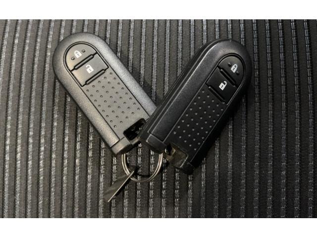 ムーヴカスタムＸリミテッド　ＳＡIII　４ＷＤ純正ナビ　バックカメラ　スマートキー　アイドリングストップ　ＬＥＤヘッドランプ　オートエアコン　１４インチアルミホイール　衝突被害軽減システム（茨城県）の中古車