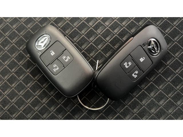 タントカスタムＸスタイルセレクション　４ＷＤ純正９インチナビ　ドラレコ　パノラマモニター　アイドリングストップ　ＬＥＤヘッドランプ　オートエアコン　スマートキー　シートヒーター　１４インチアルミホイール　衝突被害軽減システム（茨城県）の中古車