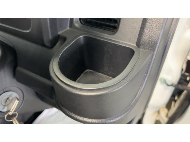 ハイゼットトラックスタンダード　４ＷＤ４速オートマ　エアコン　パワステ　ＡＭ／ＦＭラジオ（茨城県）の中古車