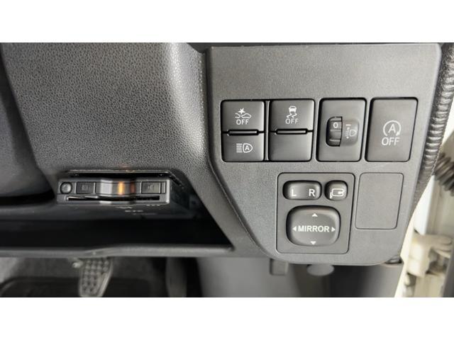 ハイゼットカーゴクルーズＳＡIII　４ＷＤ社外ナビ　ドラレコ　バックカメラ　アイドリングストップ　４速オートマ　ＬＥＤヘッドランプ　キーレスエントリー　衝突被害軽減システム　エアコン　パワステ　パワーウインドウ（茨城県）の中古車