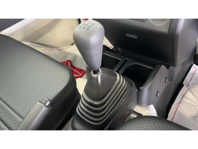 ハイゼットトラックスタンダード　農用スペシャル　４ＷＤ５速マニュアル　アイドリングストップ　エアコン　パワステ　ＡＭ／ＦＭラジオ　センターデフロック　作業灯　衝突被害軽減システム（茨城県）の中古車