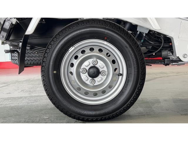 ハイゼットトラックスタンダード　農用スペシャル　４ＷＤ５速マニュアル　アイドリングストップ　エアコン　パワステ　ＡＭ／ＦＭラジオ　センターデフロック　作業灯　衝突被害軽減システム（茨城県）の中古車
