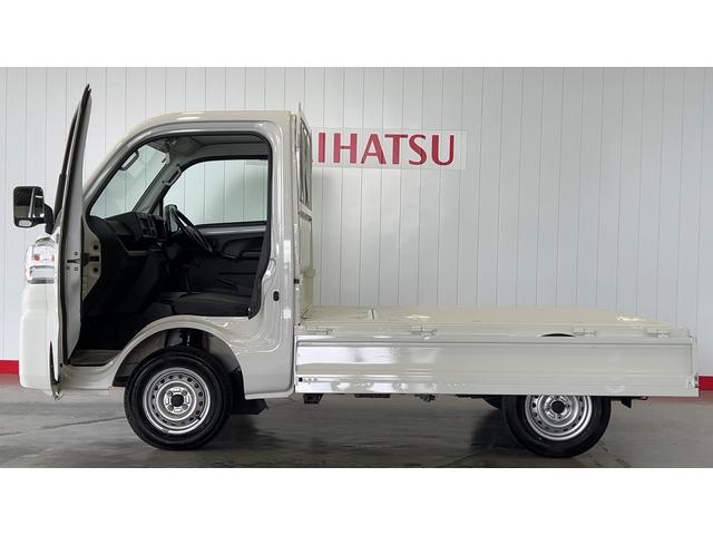 ハイゼットトラックスタンダード　４ＷＤ４速オートマ　エアコン　パワステ　ＡＭ／ＦＭラジオ（茨城県）の中古車