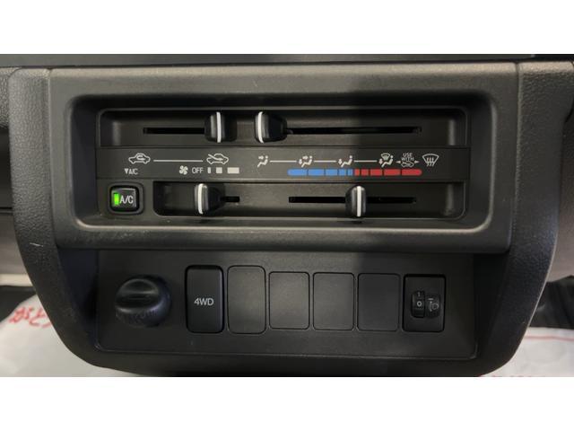 ハイゼットトラックスタンダード　４ＷＤ４速オートマ　エアコン　パワステ　ＡＭ／ＦＭラジオ（茨城県）の中古車