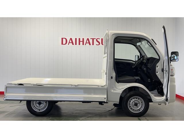 ハイゼットトラックスタンダード　４ＷＤ４速オートマ　エアコン　パワステ　ＡＭ／ＦＭラジオ（茨城県）の中古車