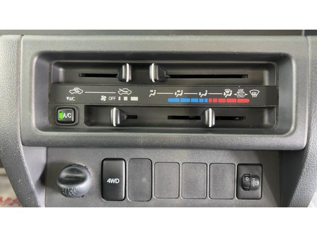 ハイゼットトラックスタンダード　４ＷＤ５速マニュアル　エアコン　パワステ　ＡＭ／ＦＭラジオ（茨城県）の中古車
