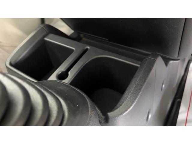 ハイゼットトラックスタンダード　４ＷＤ５速マニュアル　エアコン　パワステ　ＡＭ／ＦＭラジオ（茨城県）の中古車