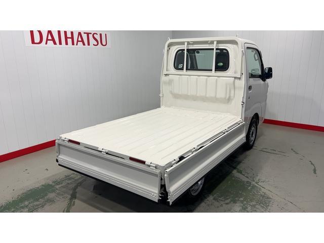 ハイゼットトラックスタンダード　４ＷＤ４速オートマ　エアコン　パワステ　ＡＭ／ＦＭラジオ（茨城県）の中古車