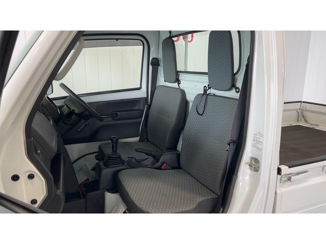 キャリイトラックＫＣパワステ農繁仕様　４ＷＤ５速マニュアル　エアコン　パワステ　ＡＭ／ＦＭラジオ　荷台ランプ（茨城県）の中古車