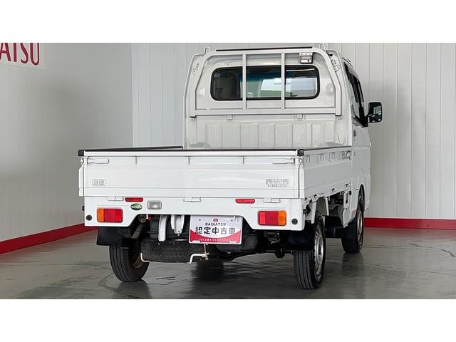 キャリイトラックＫＣパワステ農繁仕様　４ＷＤ５速マニュアル　エアコン　パワステ　ＡＭ／ＦＭラジオ　荷台ランプ（茨城県）の中古車