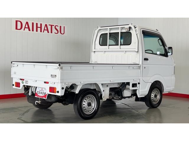 キャリイトラックＫＣパワステ農繁仕様　４ＷＤ５速マニュアル　エアコン　パワステ　ＡＭ／ＦＭラジオ　荷台ランプ（茨城県）の中古車