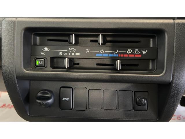 ハイゼットトラックスタンダード　４ＷＤ４速オートマ　エアコン　パワステ　ＡＭ／ＦＭラジオ（茨城県）の中古車