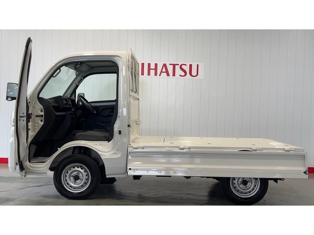ハイゼットトラックスタンダード　４ＷＤ４速オートマ　エアコン　パワステ　ＡＭ／ＦＭラジオ（茨城県）の中古車