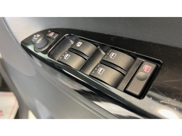 タントカスタムＲＳ　ＳＡターボ　社外ナビ　バックカメラ　ＬＥＤヘッドランプ　両側パワースライドドア　アイドリングストップ　オートエアコン　スマートキー　１５インチアルミホイール　衝突被害軽減システム（茨城県）の中古車