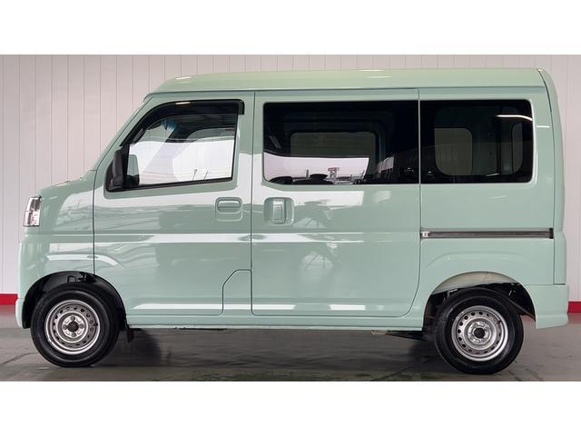 ハイゼットカーゴデラックス　４ＷＤＣＶＴ　ドラレコ　ＥＴＣ　ＡＭ／ＦＭラジオ　キーレスエントリー　アイドリングストップ　衝突被害軽減システム　エアコン　パワステ　運転席＆助手席パワーウインドウ（茨城県）の中古車