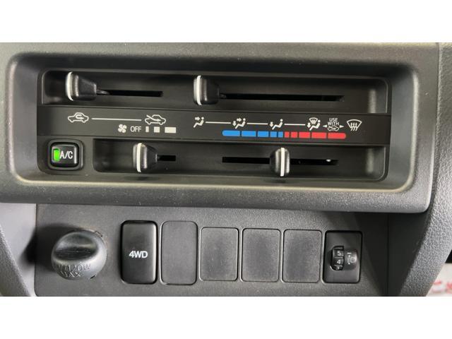 ハイゼットトラックジャンボ　４ＷＤ４速オートマ　社外ナビ　キーレスエントリー　エアコン　パワステ　パワーウインドウ　作業灯　ＥＴＣ　フォグランプ（茨城県）の中古車