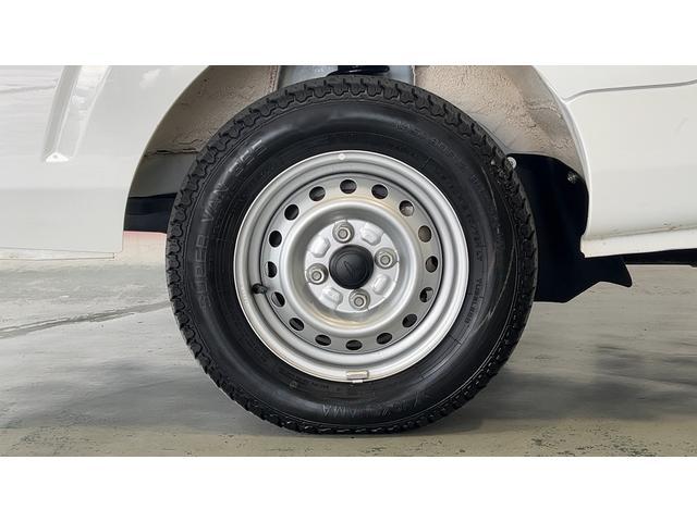 ハイゼットトラックスタンダード　４ＷＤ５速マニュアル　エアコン　パワステ　アイドリングストップ　ＡＭ／ＦＭラジオ　衝突被害軽減システム（茨城県）の中古車