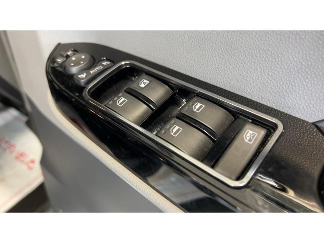 タントカスタムＲＳセレクションターボ　純正９インチナビ　ドラレコ　バックカメラ　ＬＥＤヘッドランプ　両側パワースライドドア　アイドリングストップ　クルーズコントロール　オートエアコン　スマートキー　１５インチアルミホイール（茨城県）の中古車