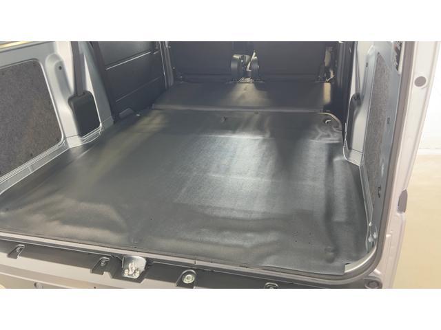 ハイゼットカーゴデラックスアイドリングストップ　キーレスエントリー　ＣＶＴ　エアコン　パワステ　運転席＆助手席パワーウインドウ　ＡＭ／ＦＭラジオ　衝突被害軽減システム（茨城県）の中古車