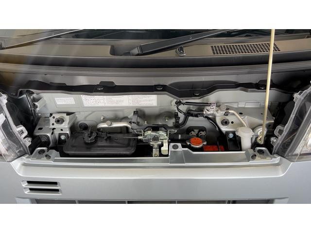 ハイゼットカーゴデラックスアイドリングストップ　キーレスエントリー　ＣＶＴ　エアコン　パワステ　運転席＆助手席パワーウインドウ　ＡＭ／ＦＭラジオ　衝突被害軽減システム（茨城県）の中古車