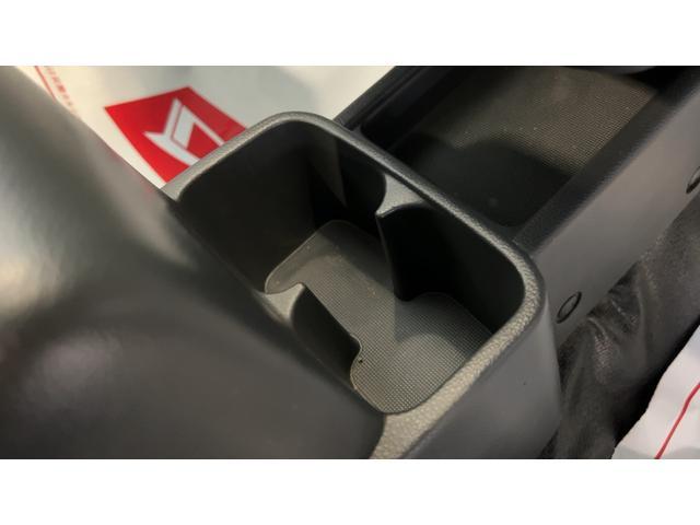 キャリイトラックＫＣエアコン・パワステ農繁仕様５速マニュアル　センターデフロック　荷台ランプ　ＣＤオーディオ（茨城県）の中古車
