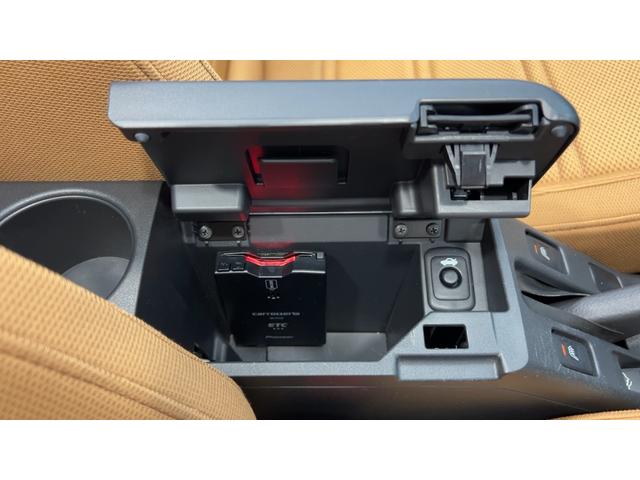 コペンセロターボ　純正ナビ　バックカメラ　ＥＴＣ　ＬＥＤヘッドランプ　電動オープンルーフ　アイドリングストップ　オートエアコン　シートヒーター　スマートキー　１６インチアルミホイール（茨城県）の中古車