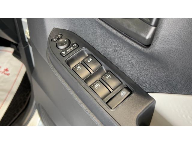 タントＸＬＥＤヘッドランプ　アイドリングストップ　左側パワースライドドア　オートエアコン　シートヒーター　スマートキー　衝突被害軽減システム　横滑り防止機構（茨城県）の中古車
