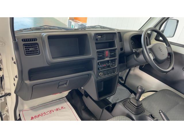 キャリイトラックＫＣエアコン・パワステ農繁仕様　４ＷＤ５速マニュアル　センターデフロック　荷台ランプ　ＡＭ／ＦＭラジオ（茨城県）の中古車