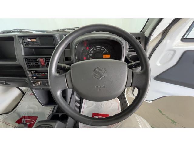 キャリイトラックＫＣエアコン・パワステ農繁仕様　４ＷＤ５速マニュアル　センターデフロック　荷台ランプ　ＡＭ／ＦＭラジオ（茨城県）の中古車