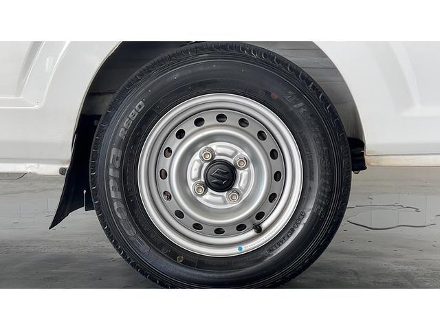 キャリイトラックＫＣエアコン・パワステ農繁仕様　４ＷＤ５速マニュアル　センターデフロック　荷台ランプ　ＡＭ／ＦＭラジオ（茨城県）の中古車