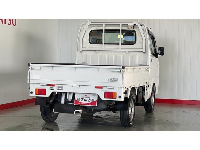キャリイトラックＫＣエアコン・パワステ農繁仕様　４ＷＤ５速マニュアル　センターデフロック　荷台ランプ　ＡＭ／ＦＭラジオ（茨城県）の中古車