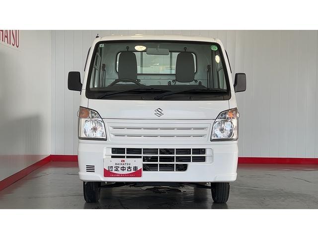 キャリイトラックＫＣエアコン・パワステ農繁仕様　４ＷＤ５速マニュアル　センターデフロック　荷台ランプ　ＡＭ／ＦＭラジオ（茨城県）の中古車