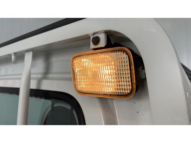 ハイゼットトラックエアコン・パワステスペシャルＶＳ　４ＷＤ５速マニュアル　ＡＭ／ＦＭラジオ　エアコン　パワステ（茨城県）の中古車