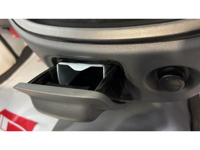 ハイゼットトラックエアコン・パワステスペシャルＶＳ　４ＷＤ５速マニュアル　ＡＭ／ＦＭラジオ　エアコン　パワステ（茨城県）の中古車