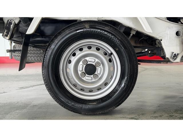 ハイゼットトラックエアコン・パワステスペシャルＶＳ　４ＷＤ５速マニュアル　ＡＭ／ＦＭラジオ　エアコン　パワステ（茨城県）の中古車