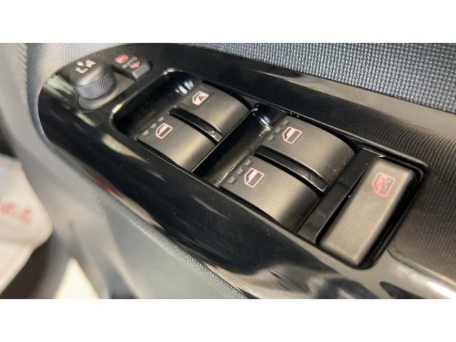 ムーヴキャンバスＧブラックインテリアリミテッド　ＳＡIII純正８インチナビ　ドラレコ　パノラマモニター　ＬＥＤヘッドランプ　両側パワースライドドア　アイドリングストップ　オートエアコン　スマートキー　衝突被害軽減システム（茨城県）の中古車