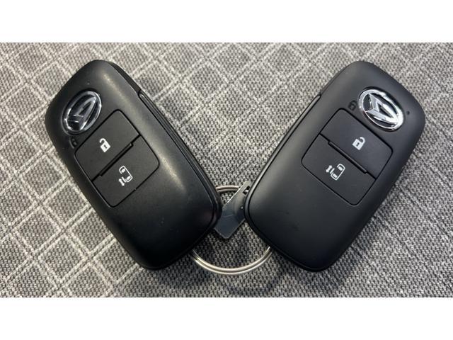タントＸアイドリングストップ　ＬＥＤヘッドランプ　左側パワースライドドア　オートエアコン　シートヒーター　スマートキー　衝突被害軽減システム　横滑り防止機構（茨城県）の中古車